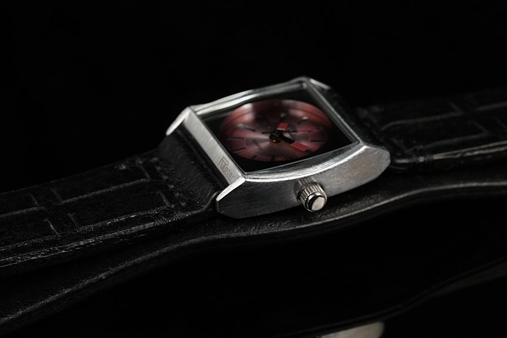 Raptor Damenuhr "Lenar" mit Echtlederarmband